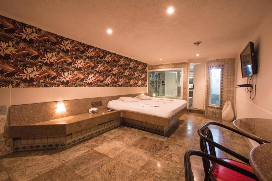 Devaneios Hotel do amor 3*