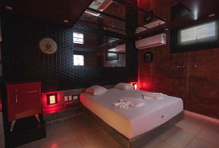 Devaneios Hotel do amor
